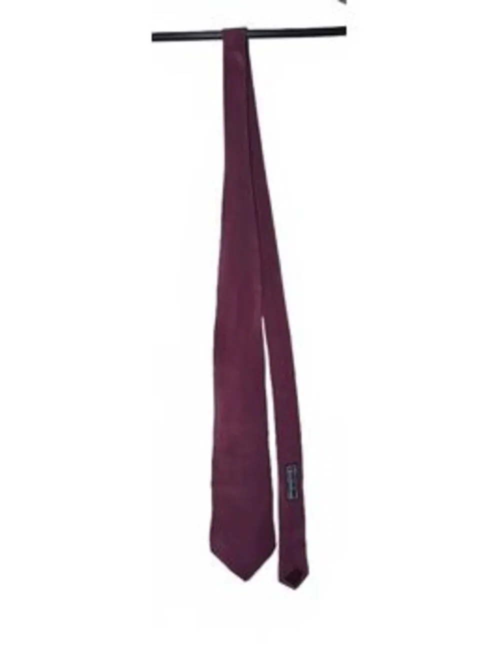Saks Fifth Avenue Men's Solid Berry Maroon Burgundy Silk Necktie Hand Made Italy